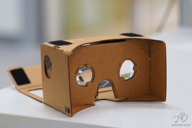 Google_Cardboard_VR